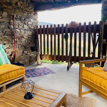 Casa Neto Goje * San Tirso de Abres